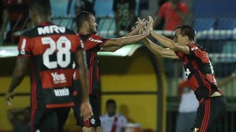 Flamengo passa pelo Bangu e garante vaga já com vantagem