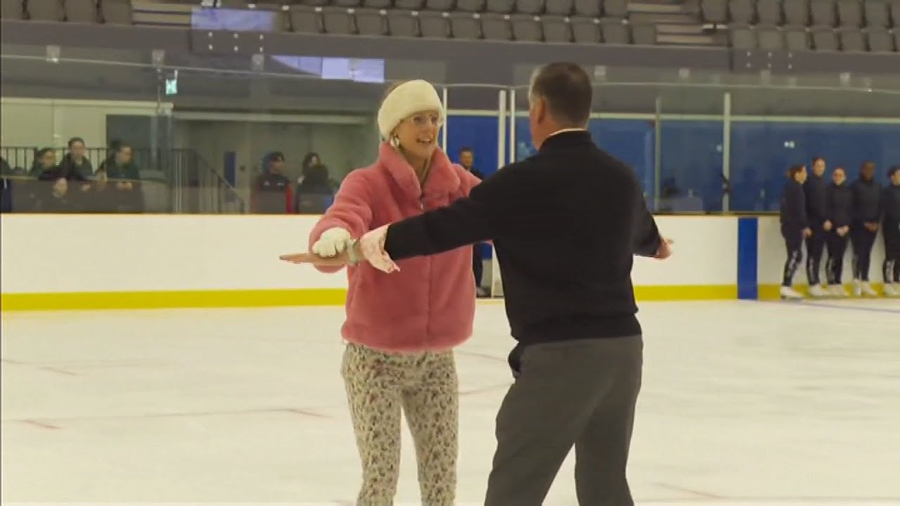 Lee Valley ice rink opens during first heatwave of 2023 (UK) YouTube