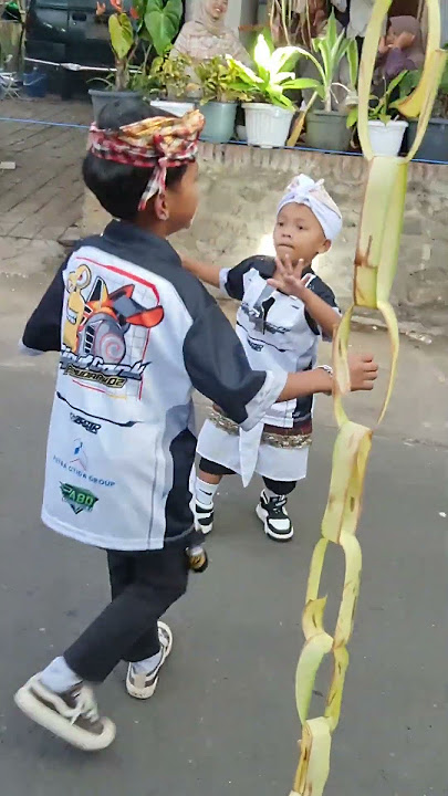 lucu banget adiku karnafal oro oro ombo #karnafal #cover #djremix #dj  #jogetkarnafal