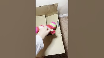 Yaron shows you her parcel [New Series!] #shorts #mysterypackage #chocolate