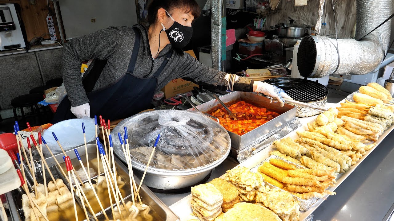 맛도짱! 양도짱! 수정이네 떡볶이집! / 대왕 오징어 튀김, 순대 / Tteokbokki, Sundae, Deep Fried