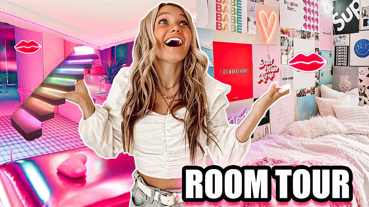 Room Tour!!! Surprise Makeover for JAINE! || BOYFR...