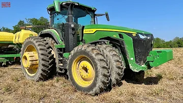 Kolik koní má traktor John Deere 410?