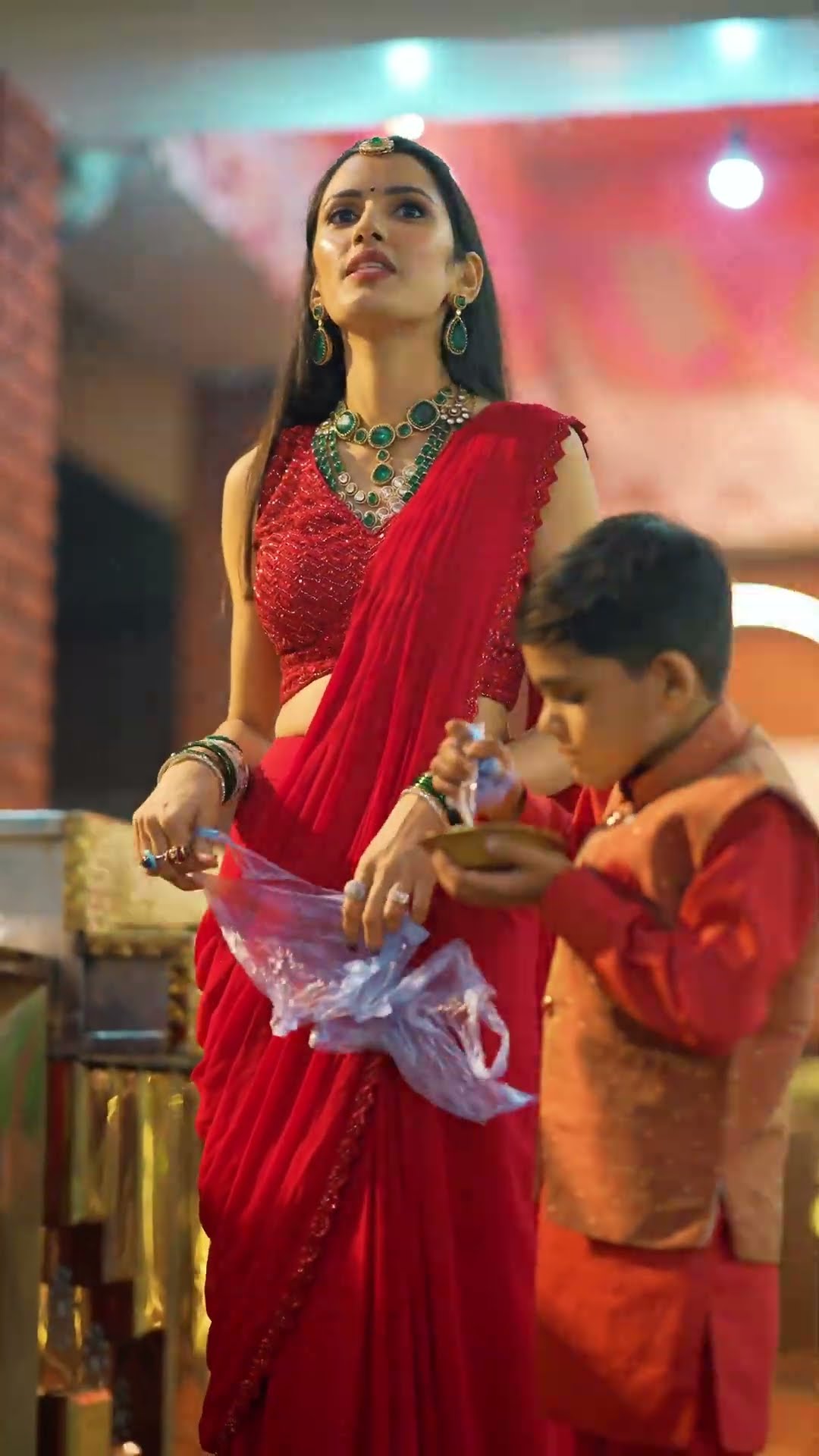 Shadi Se Gulab Jamun Churane Ki Ninja Technique ? #neetubisht #trending #comedy #nanadbhabi #funny