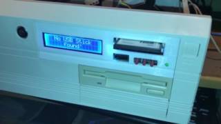 Comprobaci贸n de funcionamiento tras la restauraci贸n de un amiga 4000
Video demostrativo de un Amiga 4000 tras su completa restauraci贸n. Comprobaci贸n de funcionamiento tras la restauraci贸n de un amiga 4000