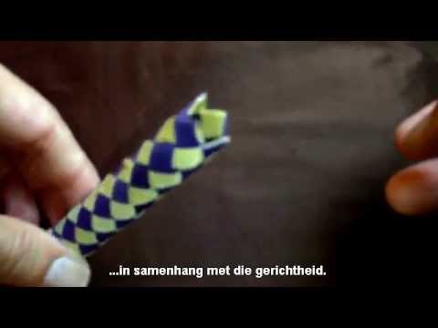 ACT Metaphor Chinese Finger Trap SelfHelp - Know acceptance of powerlessness to be free!