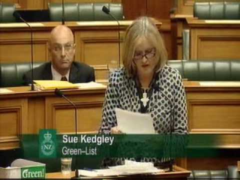 Sue Kedgley questions Ryall on cellphone towers