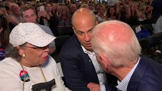 Biden Says Hello To Cory Bookers Mom At The 2019 Iowa Wing Ding