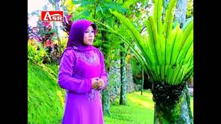 Wafiq Azizah - Magadir (Karaoke Original Video)