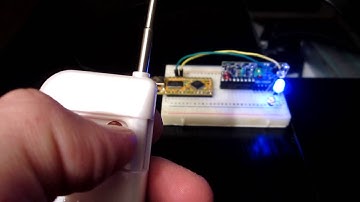 4-Key Wireless RF Module w/ Remote Controller from Dealextreme