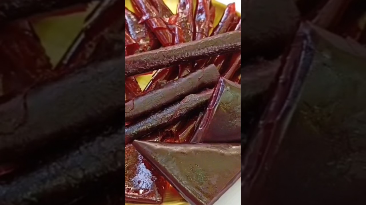 Çiyələkli lavaşana (Çilek pestili) (Strawberry pestle) 