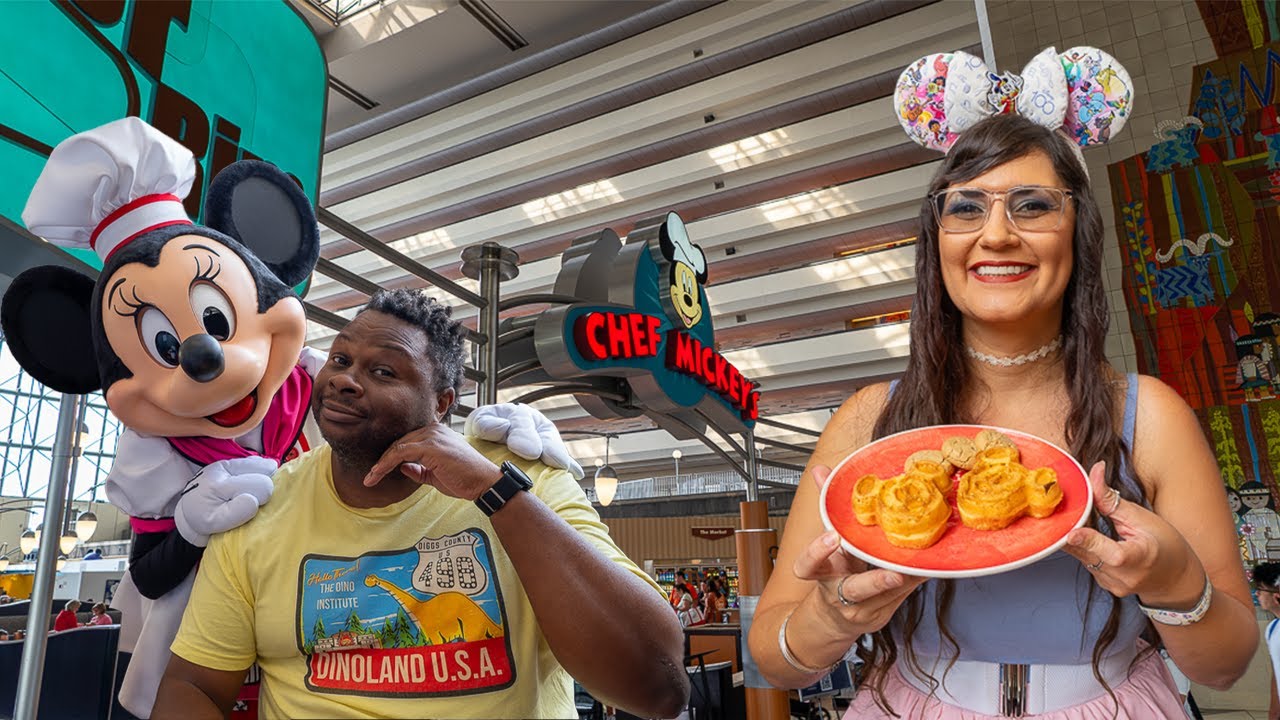 Chef Mickey's BREAKFAST BUFFET CHANGES 🥞 Disney World food review