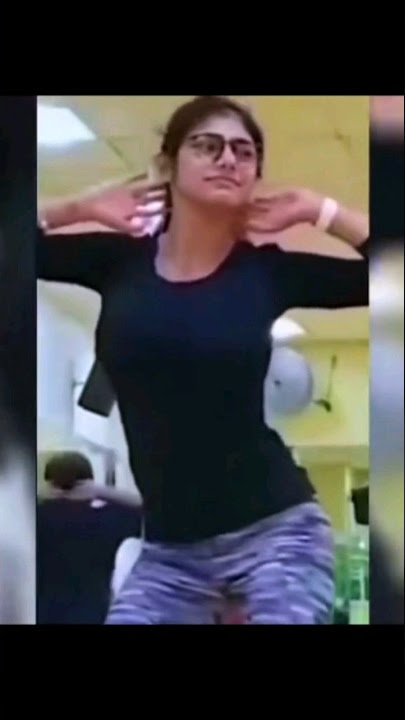 Do You Know Mia Khalifa 🤭 she  Is In Free Fire 😳