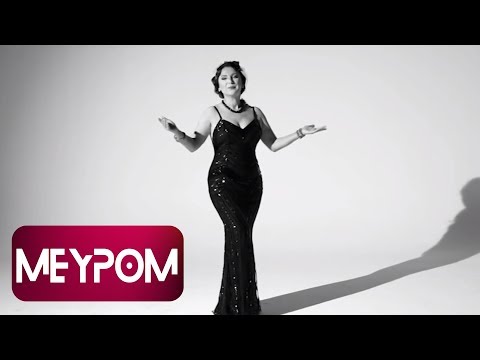 Zeliha Sunal - Kurbağa Prens (Official Video)