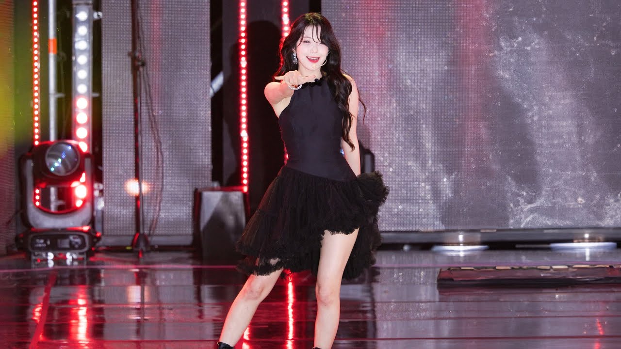 231008 지헌 JIHEON 프로미스나인 fromis9 Full ver '#menow + Stay This Way + DM' 4K 60P 직캠 @영동대로 케이팝 콘서트