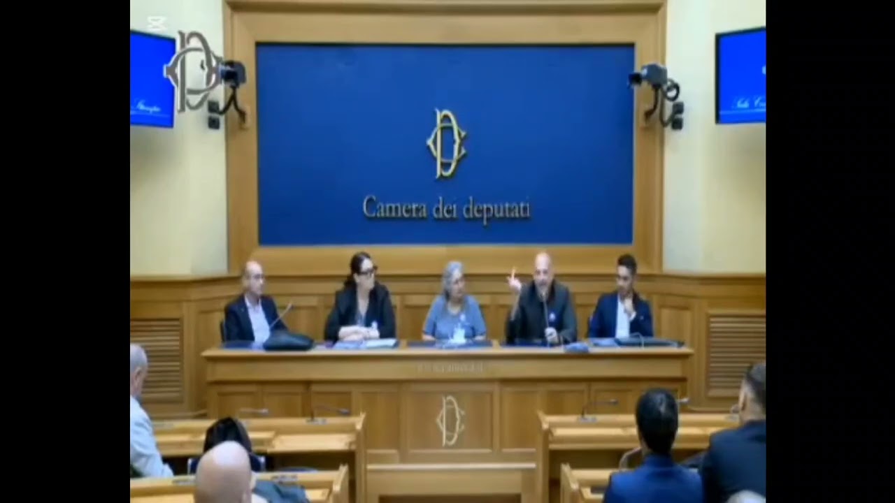 Alex Buselli: "Non c'intimidite e non ci fermerete, anzi faremo sentire più alta la nostra voce"
