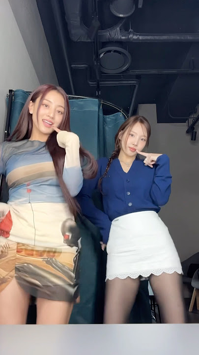 who's that cute ONCE in that white jacket and the thick accent? 🩷 #TWICE #NAYEON #JIHYO #STRATEGY
