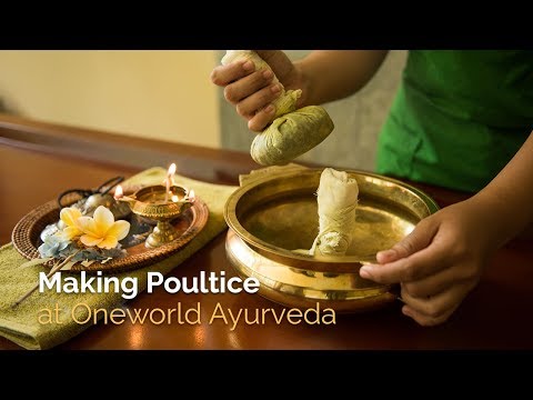 making-of-ayurvedic-poultice—pinda-sveda—at-oneworld-ayurveda,-ubud,-bali
