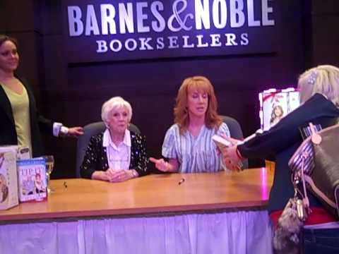 Kelly Hammack Comedian With Kathy Griffin Book Sig...