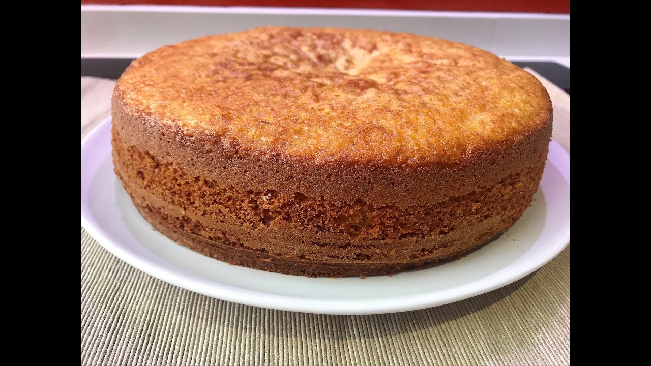 BIZCOCHO DE YOGOURT...CON MELOCOTÓN