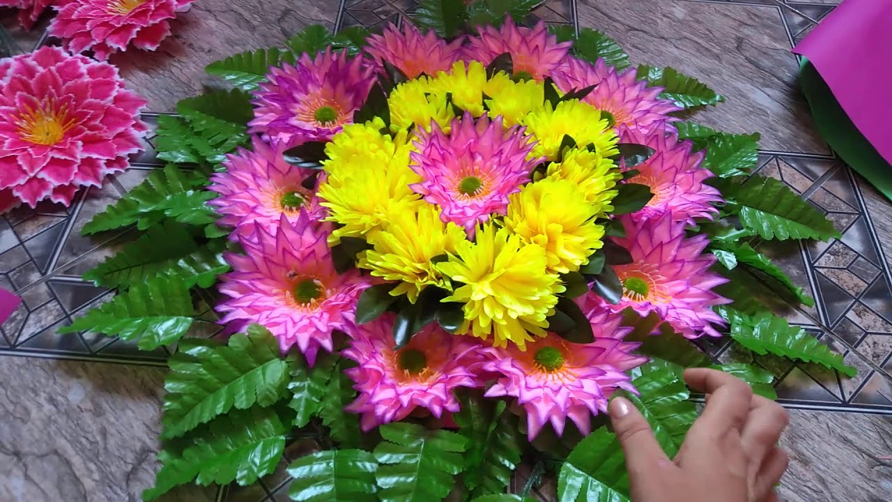 Coroa de flores para dia de finados super fácil de fazer !