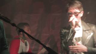 Video voorbeeld van "[LIVE] 2016.10.19 The Brandals - Obsesi Mesin Kota"