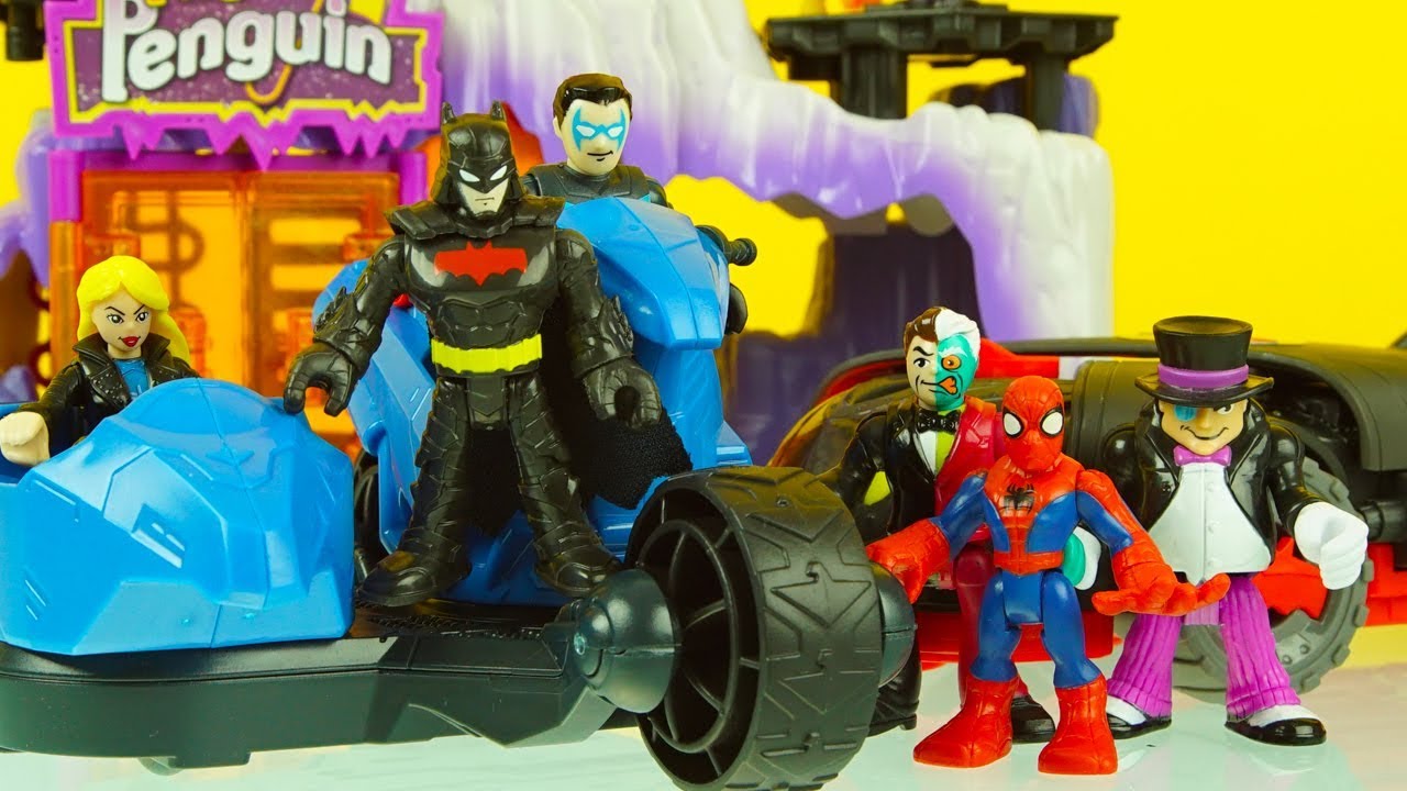 ROBIN becomes NIGHTWING & BLACK CANARY rescue BATMAN & SPIDERMAN imaginext toys