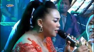GAVRA ~ kegoda rangda (voc. mutiara)
