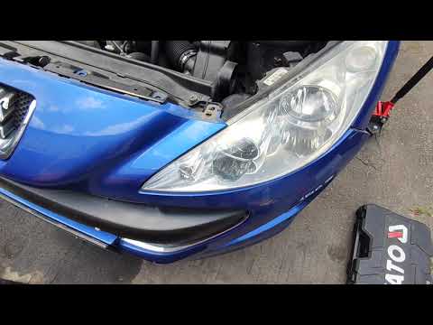 Peugeot 308 CC. Removing front lights and bumper. Снятие передних фар и бампера.