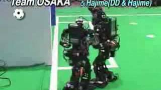 2006Japan_RoboCup_(HumanoidType).flv