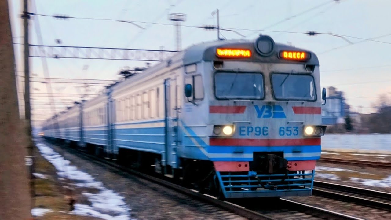 ЕЛЕКТРІЧКА ЕР9Е-653 