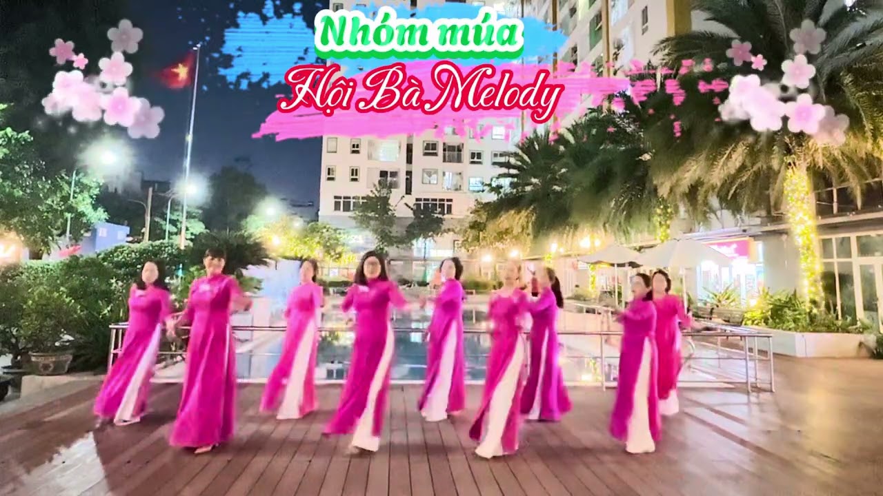 Happy new year - Hội Bà Melody