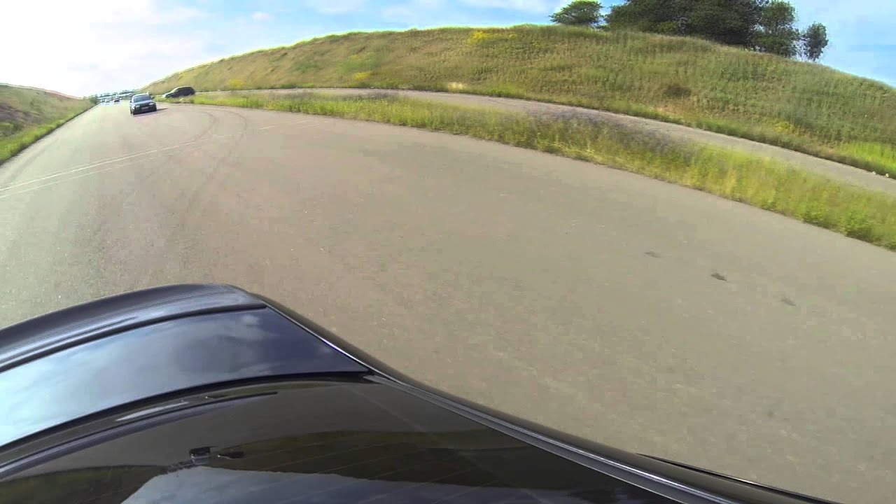 BMW 330d vs BMW 328i e46