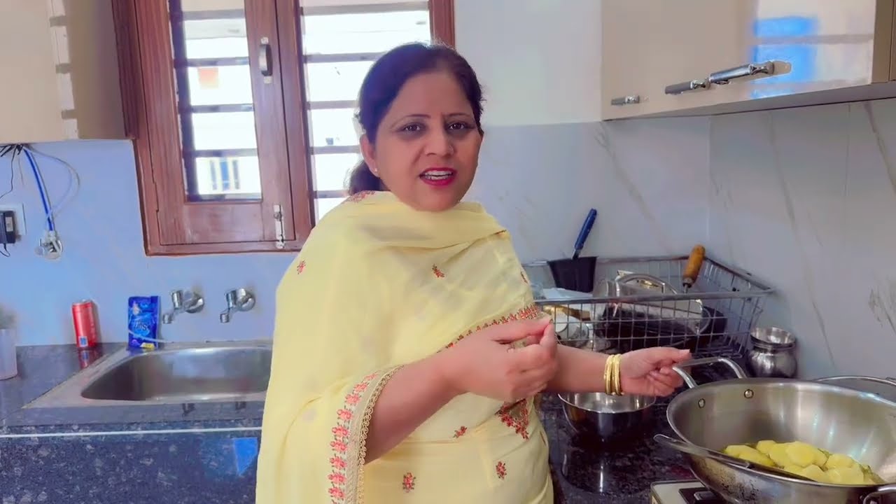 करेले की सब्जी इस तरह बनाएँगे तो बच्चे भी उँगलियाँ चाट-2 खाएँगे