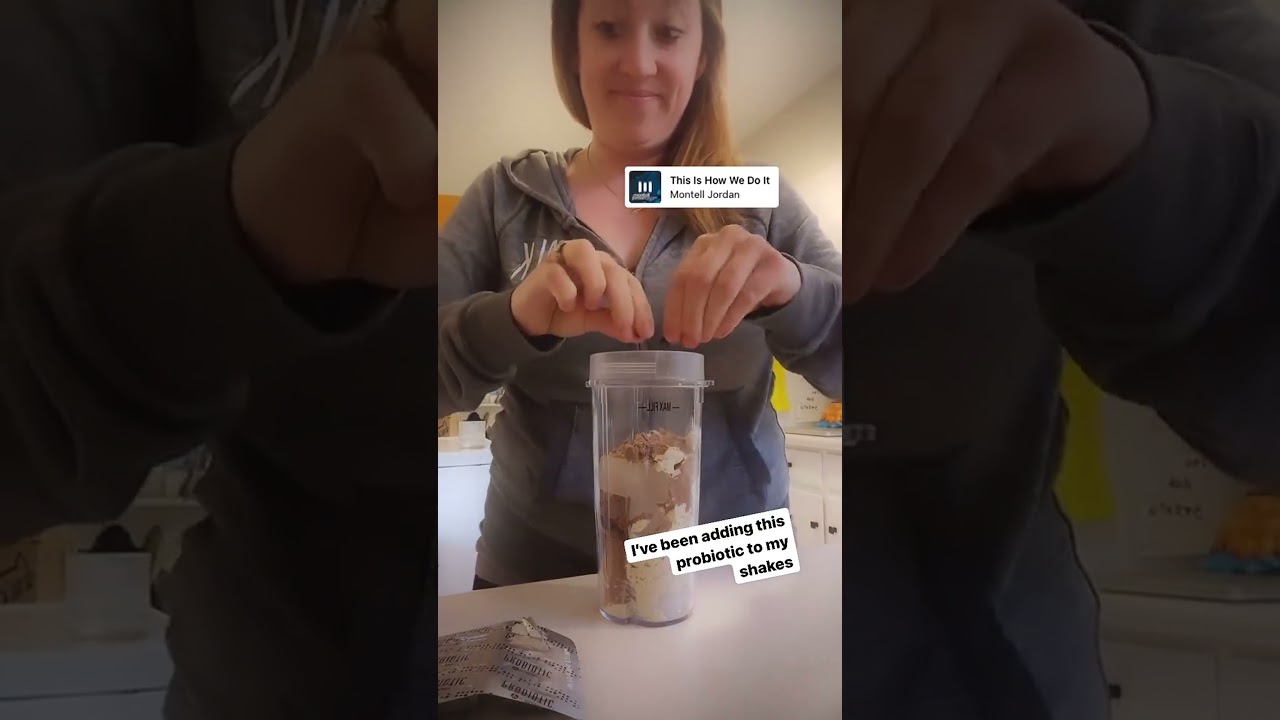 Enhance your smoothie with probiotics for digestive health