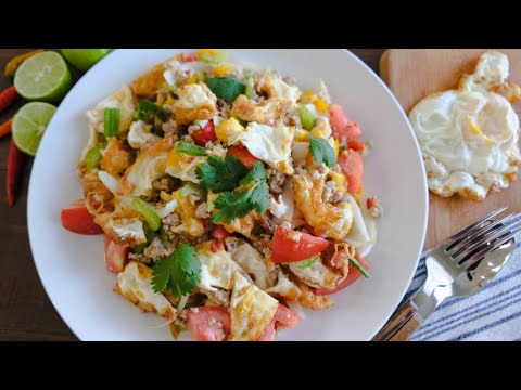 Thai Fried Egg Salad ยำไข่ดาว - Episode 271