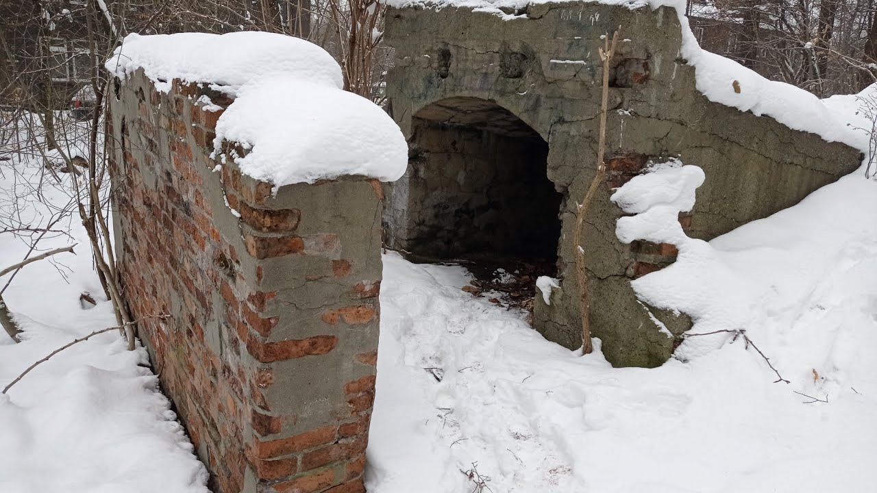 Tajemniczy tunel w zabrzańskich Mikulczycach - schron czy upadowa? - Blog odkrywcy