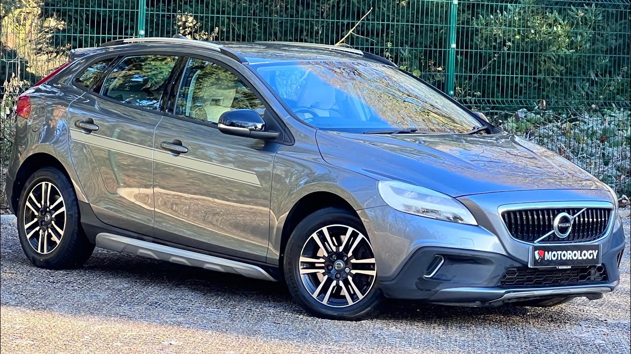 Volvo V40 Cross Country 1.5 T3 Hatchback 5dr Petrol Auto Euro 6 (s/s ...