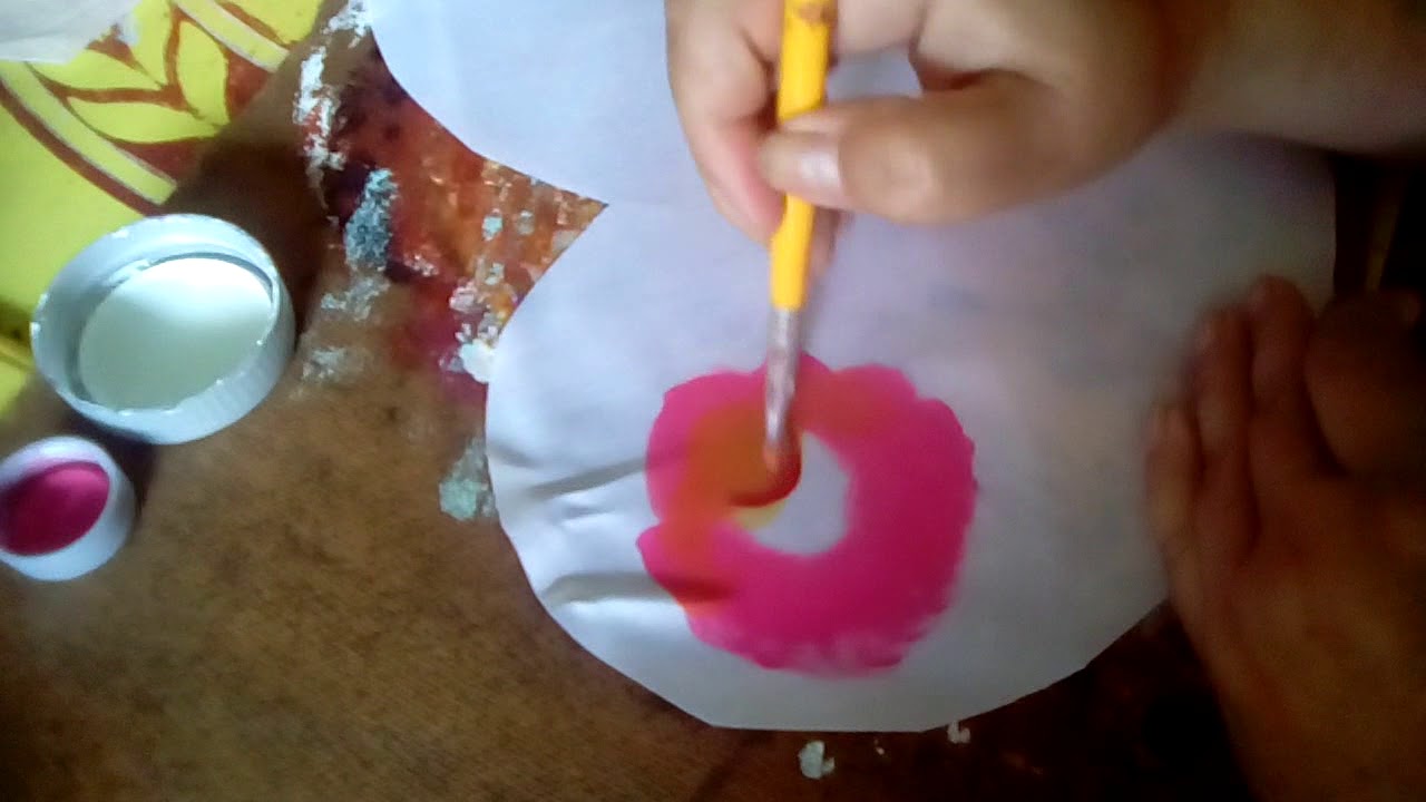 Como pintar rosas sem o risco.