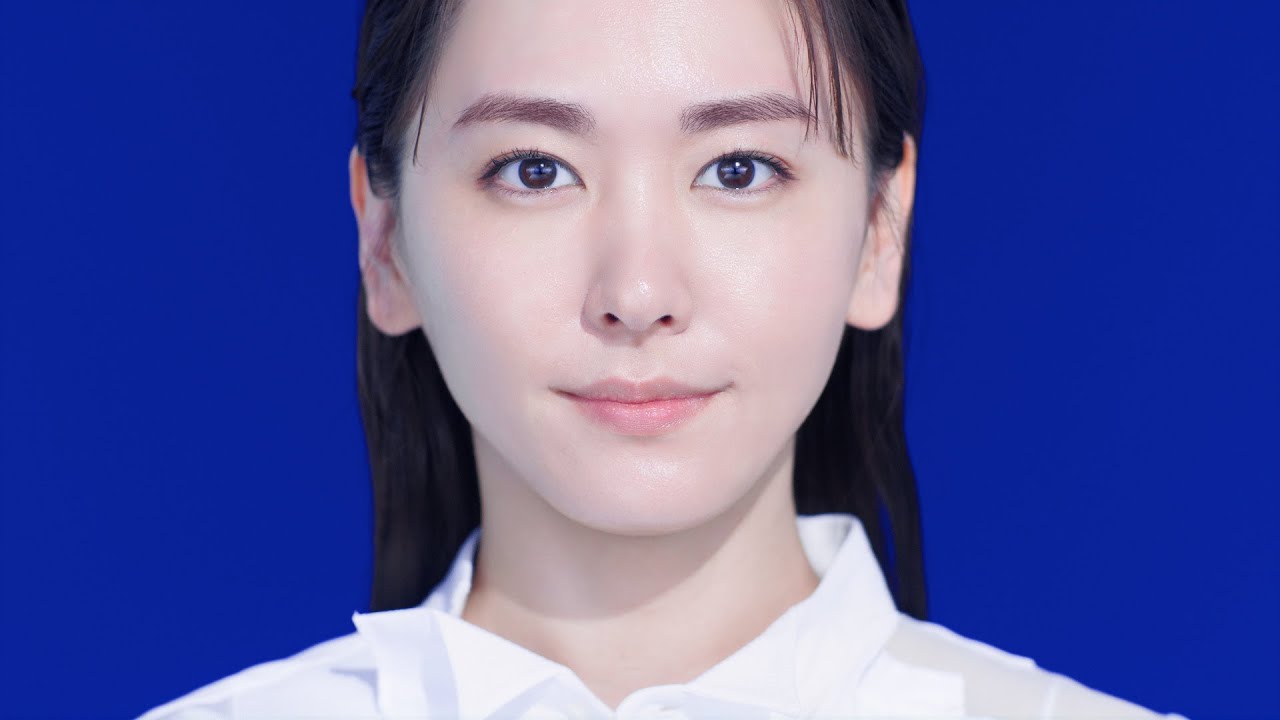 新垣結衣、透明感あふれる凛とした表情　“新しい新垣結衣のカタチ”明かすインタビューも　雪肌精新CM「新しい美白のカタチ」編