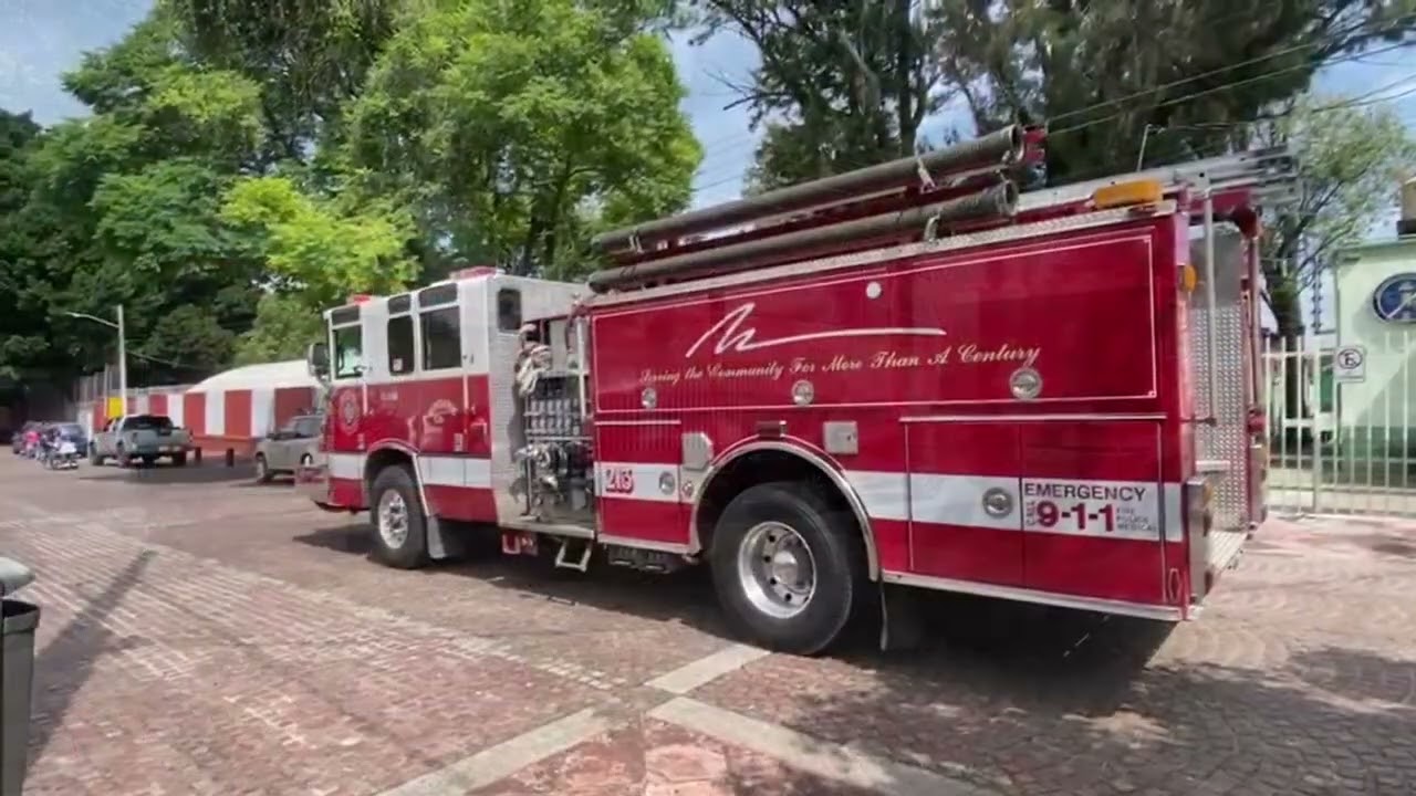 Chispazo en escuela genera movilización de bomberos