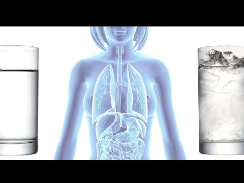 Video: A është mirë të pish ujë të ftohtë me akull?