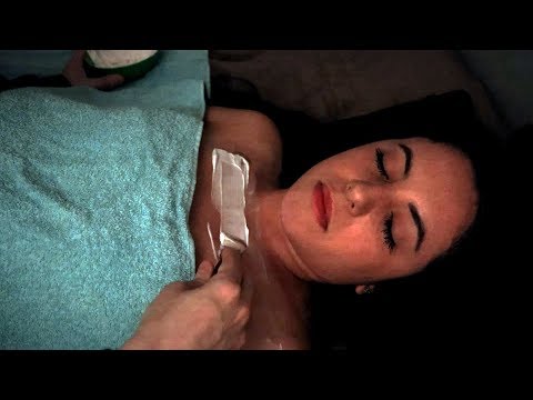 ASMR PASSANDO CREME E FAZENDO MASSAGEM ULTRA ARREPIANTE