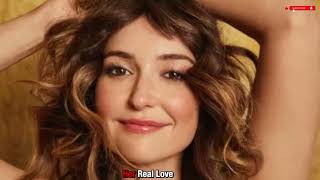 Milana Vayntrub In G-Strlng Photos Leave Little To Imagination..Take a look