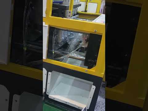 مكينة نفخ صحات 4 كافيتي نصف أوتوماتيك بإنتاجية 1600 إلى 2400 عبوة في الساعة