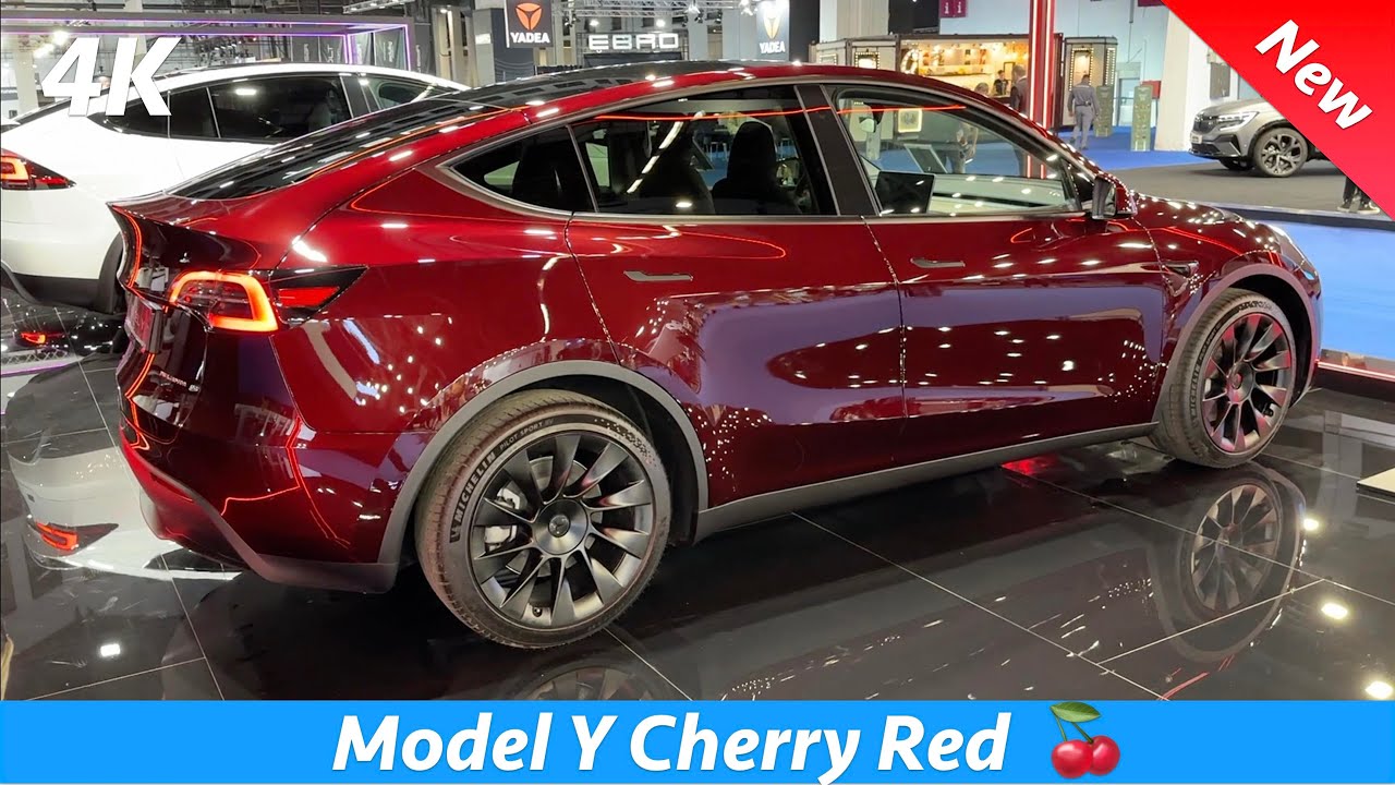 Tesla Model Y Long Range 2023 - Midnight Cherry Red (Studio vs Outdoors)  MASSIVE color change!😳 