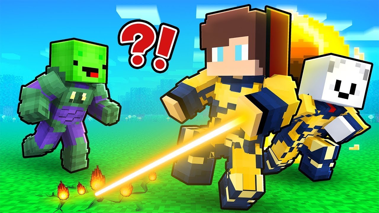 SENTRY Speedrunners vs LEX LUTHOR Hunters : JJ vs Mikey in Minecraft Maizen!