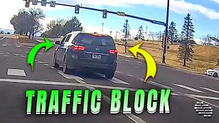Dashcam Captures a Driver Blocking Traffic Intersection