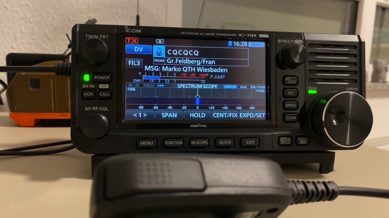 Icom 705 working SSB RTTY and D-Star 💫 - YouTube