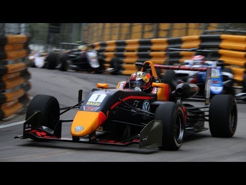 What kind of race was the Macau Grand Prix, which made headlines